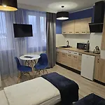 Eldom-noclegi, Kolejowa 15 Aparthotel