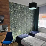 公寓式酒店 Eldom-noclegi, Kolejowa 15