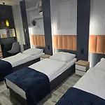 Eldom-noclegi, Kolejowa 15 4*