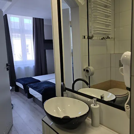 Eldom-noclegi, Kolejowa 15 4* Wagrowiec