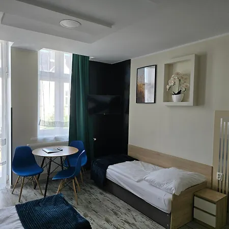 Eldom-noclegi, Kolejowa 15 Apart-hotel Wągrowiec
