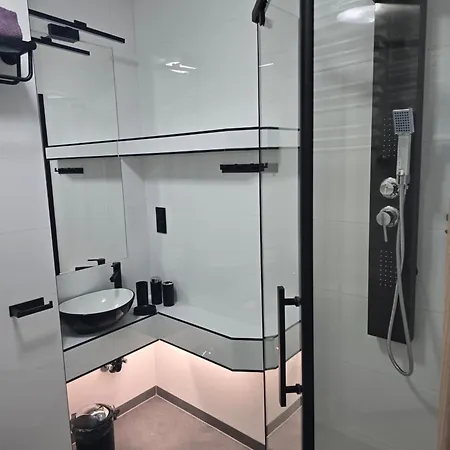 Eldom-noclegi, Kolejowa 15