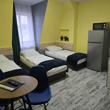 Aparthotel Eldom-noclegi, Kolejowa 15 Wagrowiec