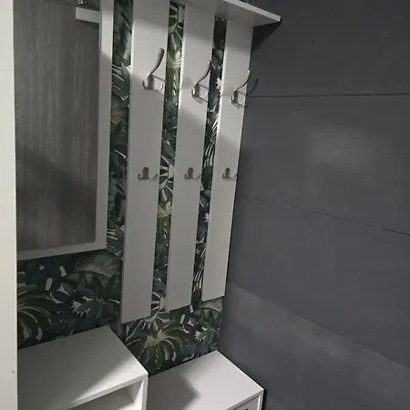 Apart-hotel Eldom-noclegi, Kolejowa 15 Wągrowiec