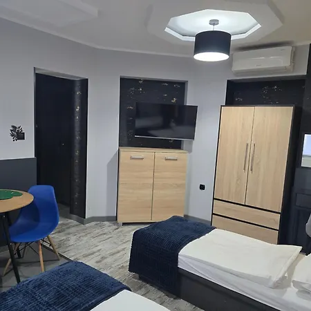 Eldom-noclegi, Kolejowa 15 Aparthotel Wagrowiec