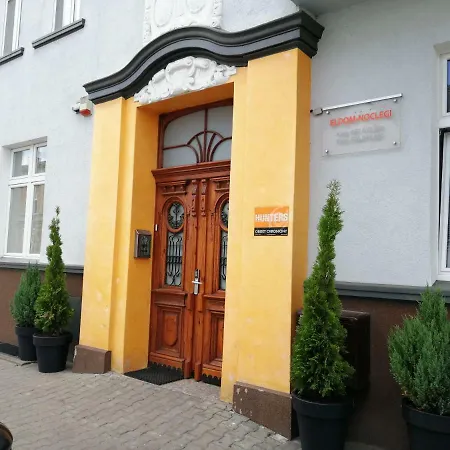 Apartahotel Eldom-noclegi, Kolejowa 15