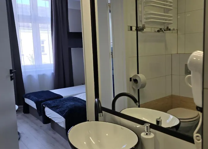 Eldom-noclegi, Kolejowa 15 4* Wągrowiec