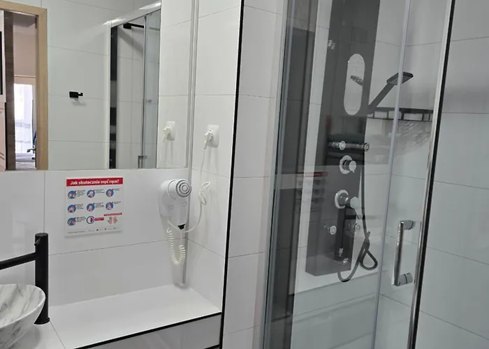 Eldom-noclegi, Kolejowa 15 4* Wągrowiec