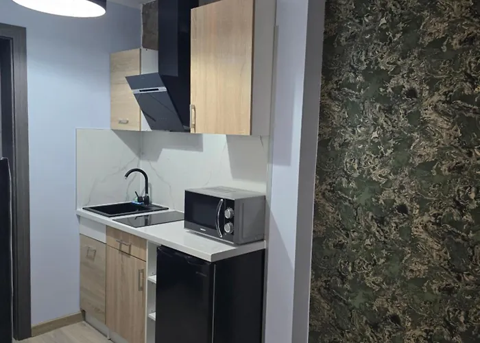 Aparthotel Eldom-noclegi, Kolejowa 15