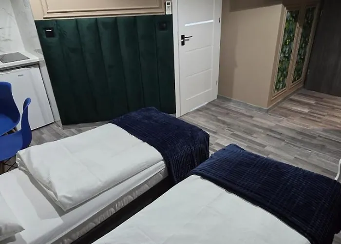 Eldom-noclegi, Kolejowa 15 4* Wagrowiec