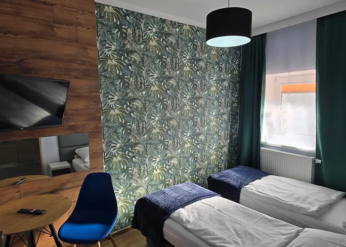 Aparthotel Eldom-noclegi, Kolejowa 15