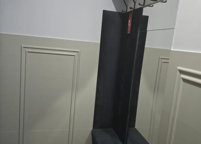 Aparthotel Eldom-noclegi, Kolejowa 15