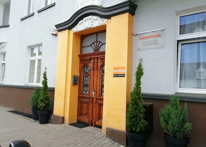 Aparthotel Eldom-noclegi, Kolejowa 15